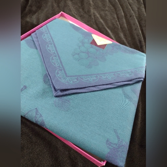 Other - Table liner